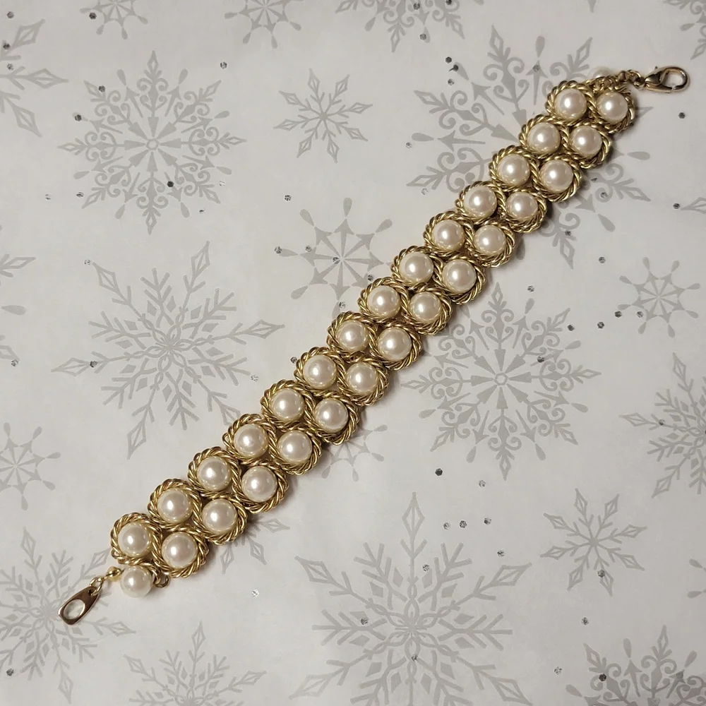Vintage faux pearl